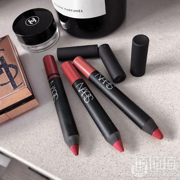 Nars 纳斯 丝绒哑光唇膏笔 2.4g #2457 Dragon Girl139元包邮包税