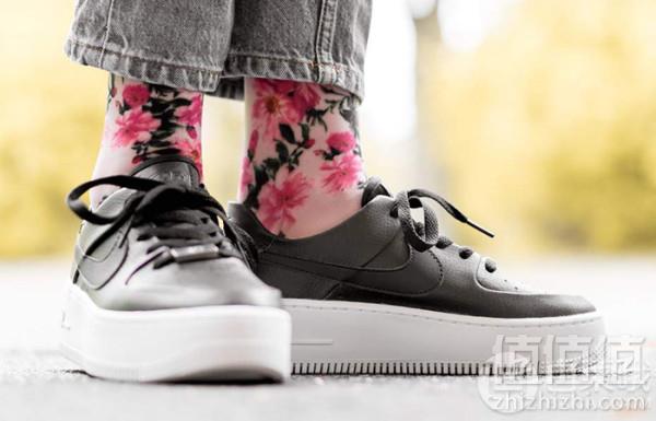 Nike 耐克 AF1 Sage Low 空军一号 女士松糕底板鞋319.2元包邮（需凑单用码）