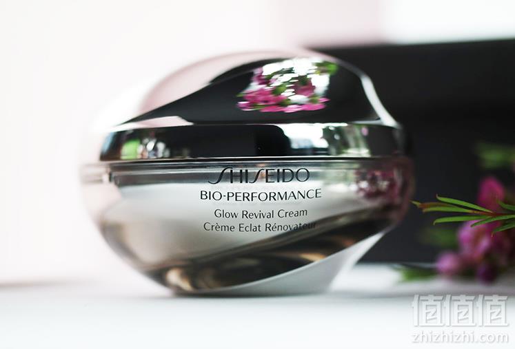 SHISEIDO 资生堂 新版百优流金面霜套装（面霜50ml+爽肤水30ml+洁面15ml+精华5ml）免费直邮到手511.87元（需用码）
