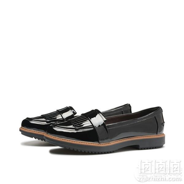 2色码全，Clarks 其乐 Raisie Theresa 女士英伦浅口乐福鞋345.8元