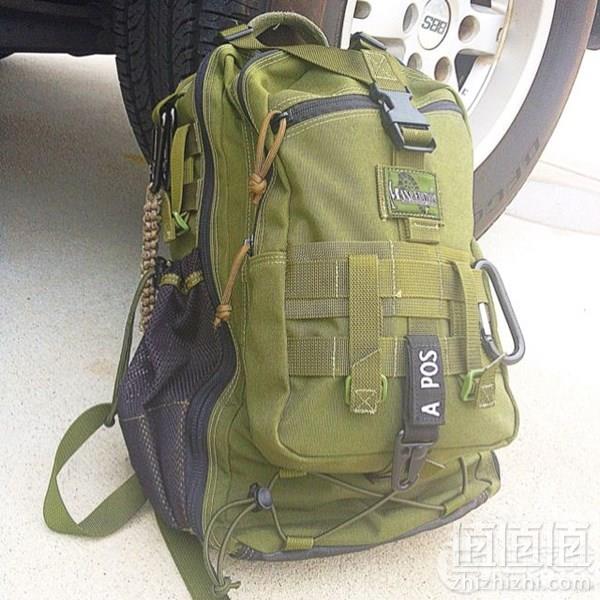 Maxpedition 美国马盖先 Pygmy 猎鹰2代简化版 战术双肩包590.66元