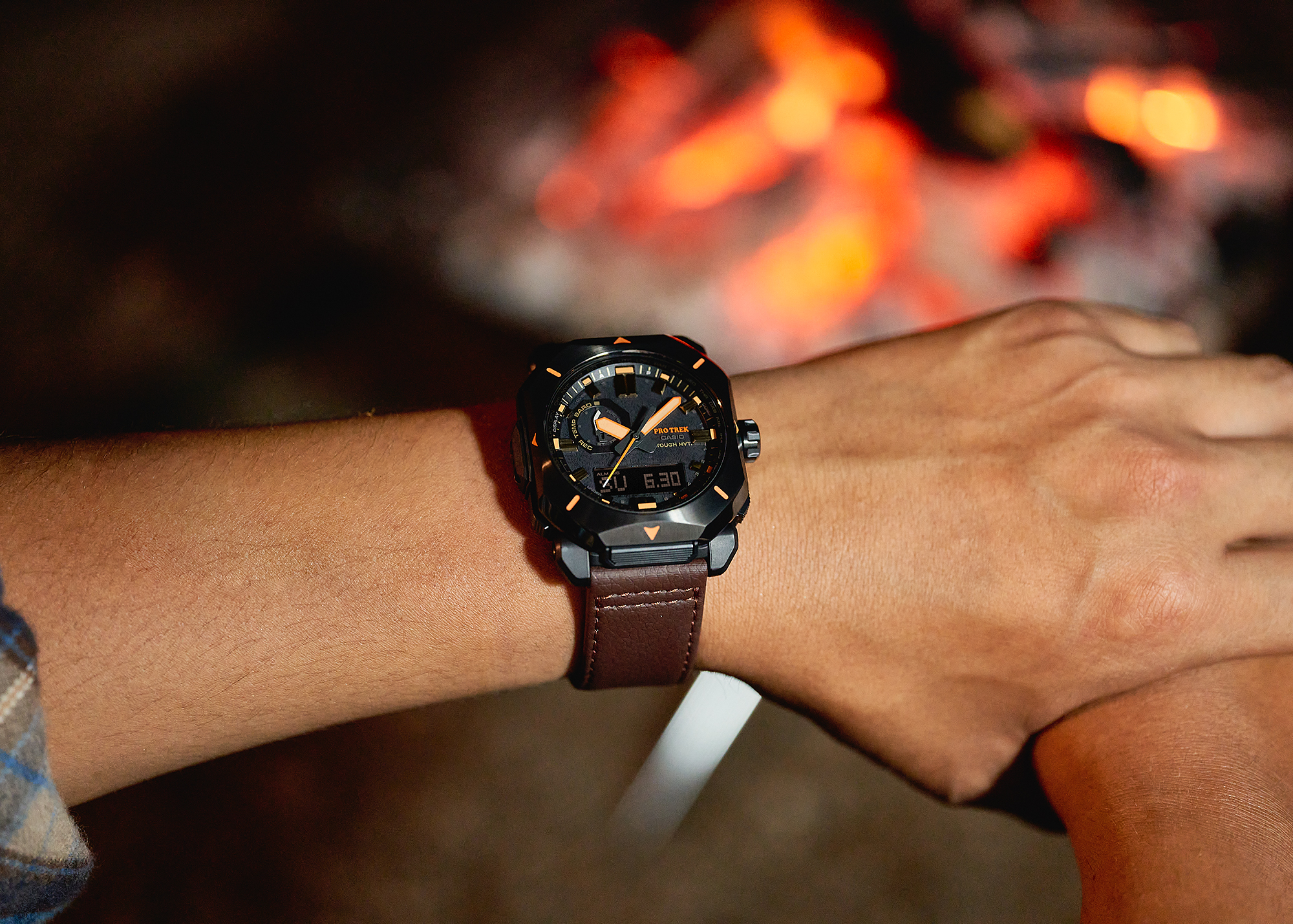 Casio 卡西欧 Field Survivor系列 PRW-6900YL-5 三重感应 太阳能电波表史低2124元（京东3690元）
