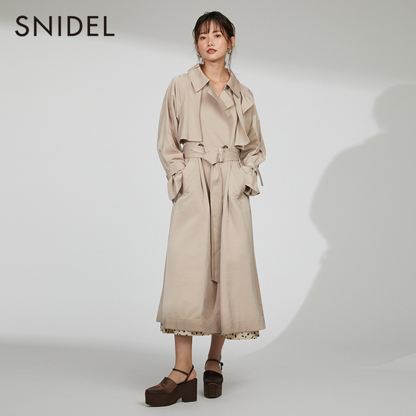 Snidel 女士经典时尚光泽面系带斗篷风衣外套SWFC224056新低579.61元（天猫旗舰店1146元）