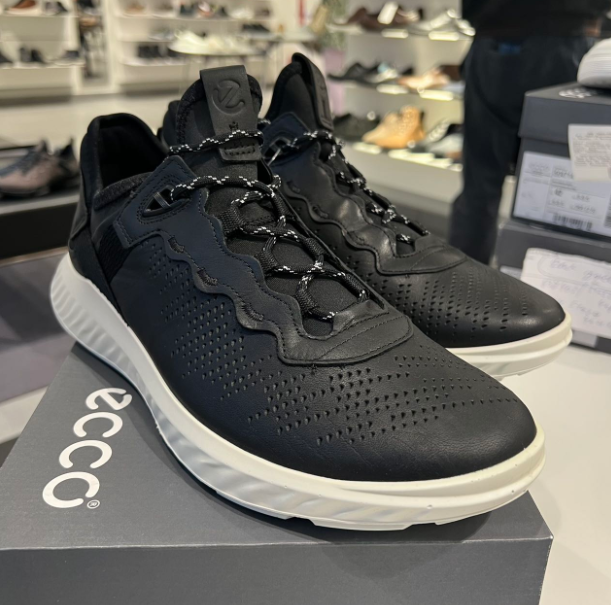 ECCO 爱步 Ath-f1fm适动轻巧 男士休闲老爹鞋 834714570.35元