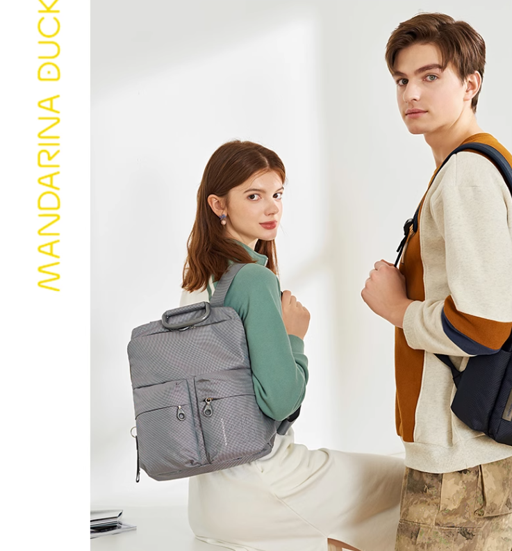 Mandarina Duck 意大利鸳鸯 MD20 LUX系列 经典大容量轻便双肩背包 P10QNTZ4543.74元（天猫旗舰店1164元）