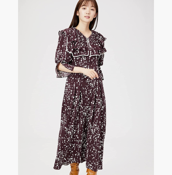 SNIDEL 荷叶边碎花喇叭袖连衣裙 SWFO224095 3色560.39元（天猫旗舰店1150元）