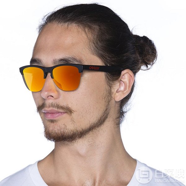 Oakley 欧克利 Frogskins Lite 谱锐智铱镀膜太阳镜 0OO9374527.85元