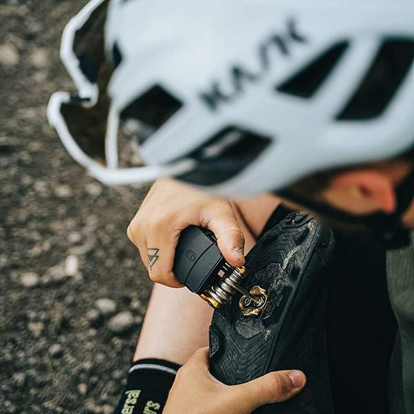 Crankbrothers M17 便携式多功能组合工具新低135元