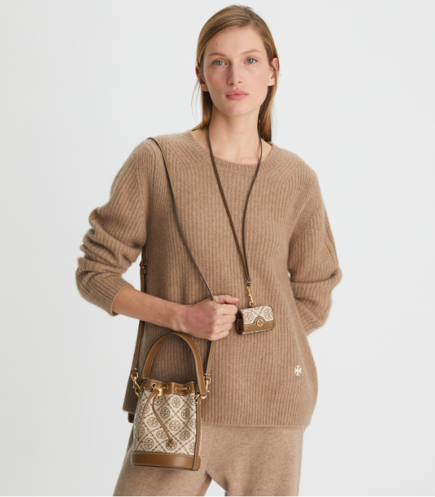 TORY BURCH 汤丽柏琦 T MONOGRAM 女士迷你提花斜挎水桶包 879612549.63元（官网4250元）