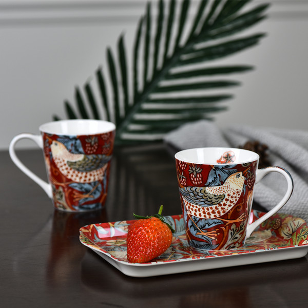 Portmeirion 波特美林 草莓小偷陶瓷马克杯托盘套装3件（180ml*2个+托盘*1个）新低142.55元
