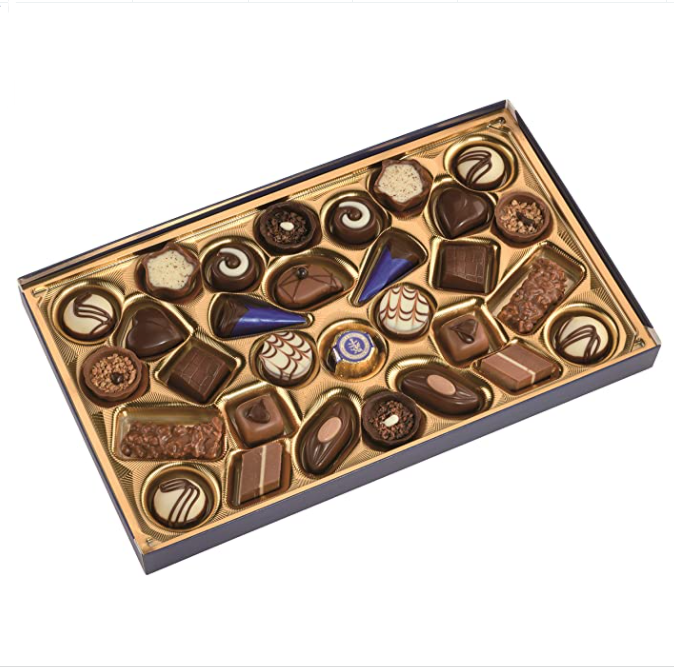 Lindt 瑞士莲 Pralines Royal 15种口味巧克力礼盒 300g95.59元（可3件92折）