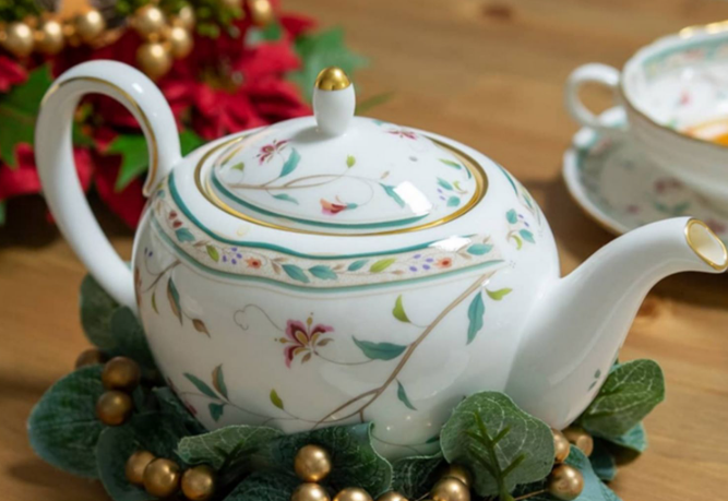 Noritake 则武 Hanasarasa花更纱 骨瓷小茶壶 520ml538.62元（天猫1400元）