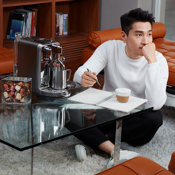 Sage Nespresso 奈斯派索 Creatista Plus SNE800 全自动胶囊咖啡机2494.06元（天猫旗舰店4266元）