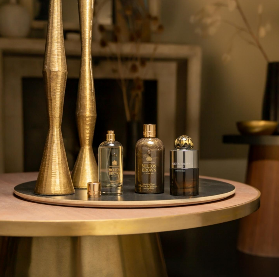 Molton Brown 摩顿·布朗 圣诞限量版 蔷薇静默黄昏细闪沐浴露 300mL新低157元