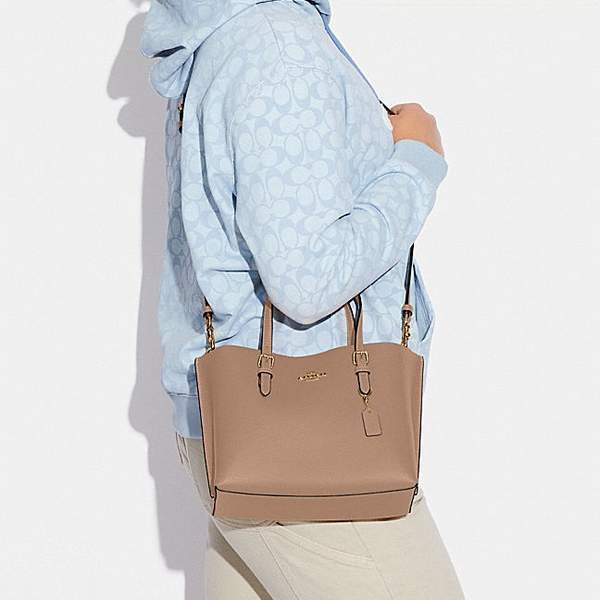 Coach 蔻驰 Mollie 25系列 奥莱款 女士斜挎托特包C40841254元（国内官网2950元）