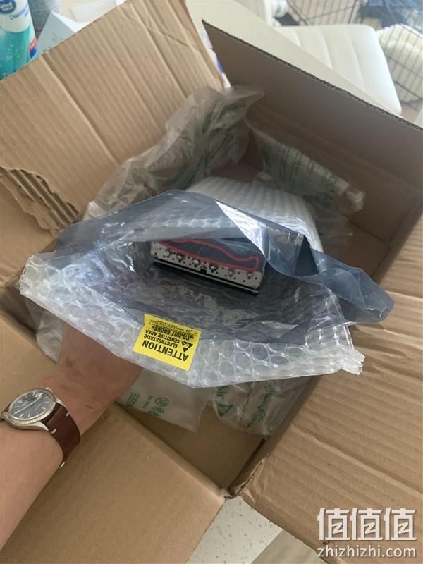 一卡难求还能怎么玩？RTX 3080竟然裸卡发货，运输惨遭摔弯