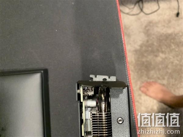 一卡难求还能怎么玩？RTX 3080竟然裸卡发货，运输惨遭摔弯