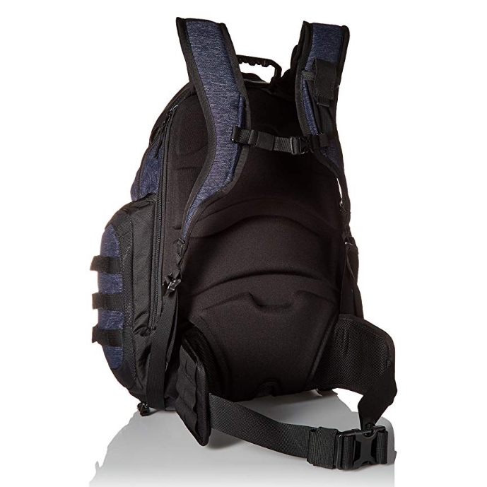 中亚Prime会员： OAKLEY Kitchen Sink LX 户外背包 图2