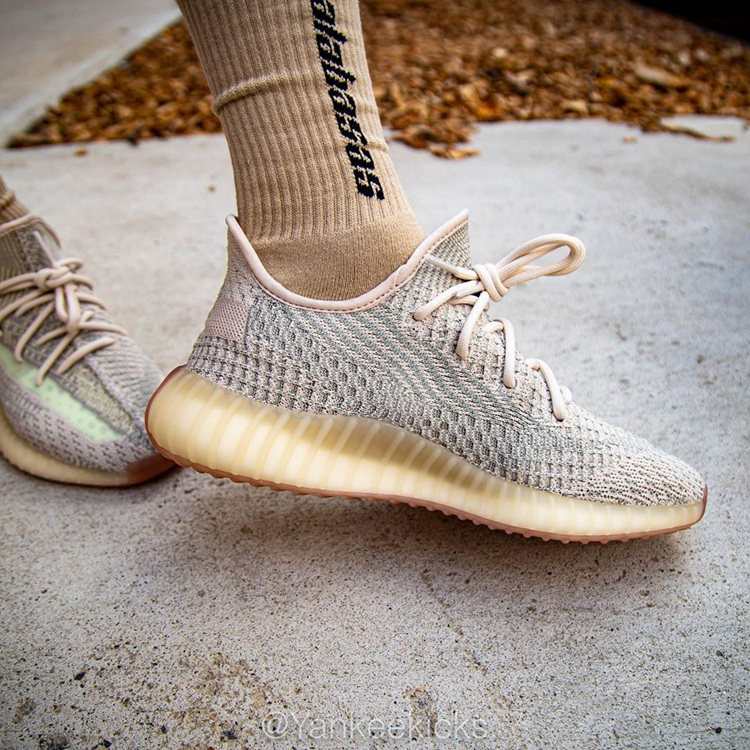 阿迪达斯 YEEZY BOOST 350 V2 男女运动鞋 图5