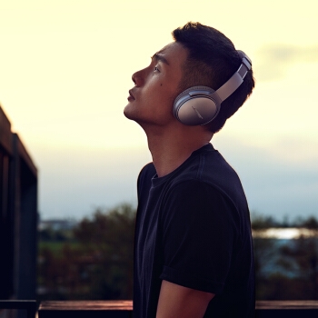 预售0点截止： BOSE QuietComfort35 II 蓝牙无线降噪耳机 黑色 图4