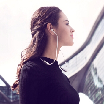 JBL TUNE205BT 蓝牙运动耳机 曜石黑 图2
