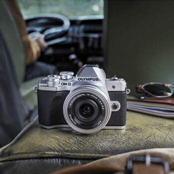 OLYMPUS 奥林巴斯 E-M10 MarkIII 微单相机 双镜头套机（14-42mm+40-150mm） 图4