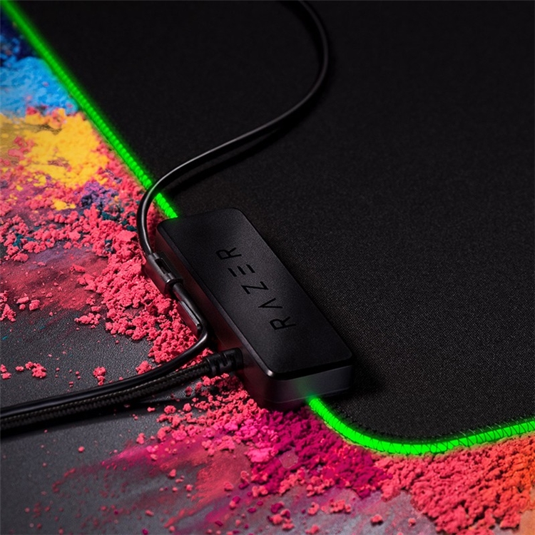 RAZER 雷蛇 Goliathus Chroma 重装甲虫幻彩版 游戏鼠标垫 图3