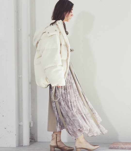 Snidel SWFC195010 女士羽绒服 图2