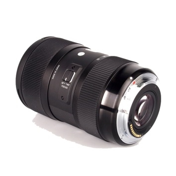 SIGMA 适马 18-35mm f/1.8 DC HSM 标准变焦镜头（佳能、尼康） 图2