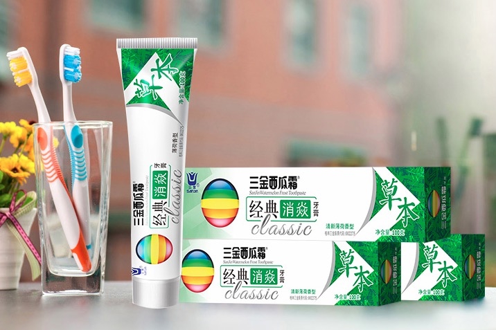 三金西瓜霜 草本消炎牙膏 100g*3支 *7件 图3