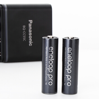 eneloop 爱乐普 充电电池5号五号4节 KJ55HCC40C 含55快速充电器 黑色 图4