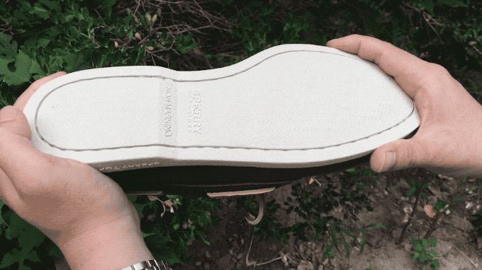 其乐 Clarks 男士赤足真皮船鞋 图1