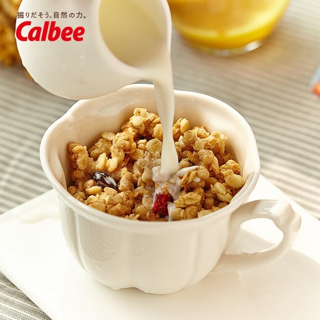 日本销量第一 卡乐比 Calbee 水果麦片 经典味700g+乳酸菌风味600g 图4