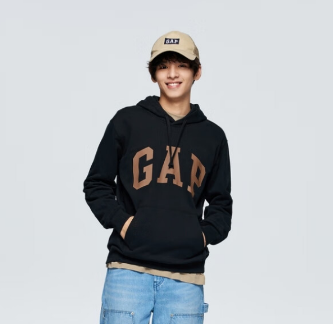 Gap 盖璞 2024新款 男女同款美式复古连帽卫衣 892186 169元包邮（需领券） 买手党-买手聚集的地方