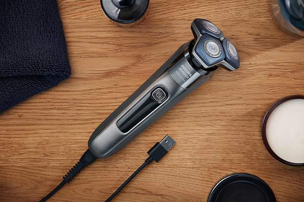 Philips 飞利浦 7000系列 S7887/82 电动剃须刀680元