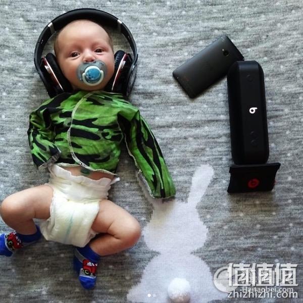 Beats Pill+ Portable Speaker 无线蓝牙音箱 黑色