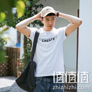  男子纯棉T恤