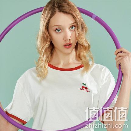  佐丹奴 女士简约印花T恤