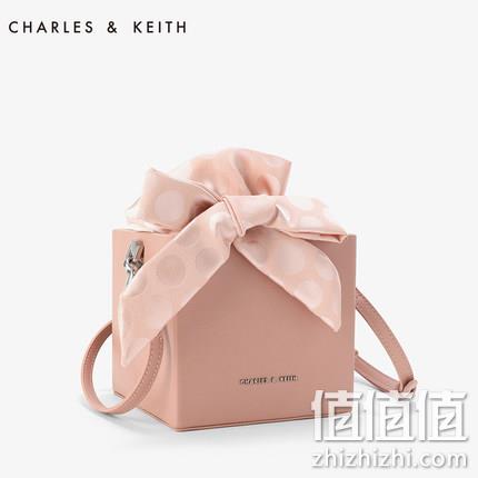  CHARLES＆KEITH 链条水桶包
