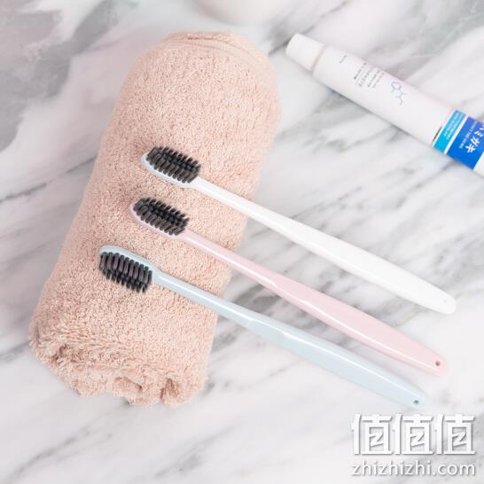  名创优品（MINISO）备长炭护龈极简瓷感牙刷3支