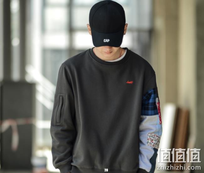 花布拼接，迈克菲恩 男士 潮流 套头卫衣 券后123元包邮（吊牌248元） 值值值-买手聚集的地方
