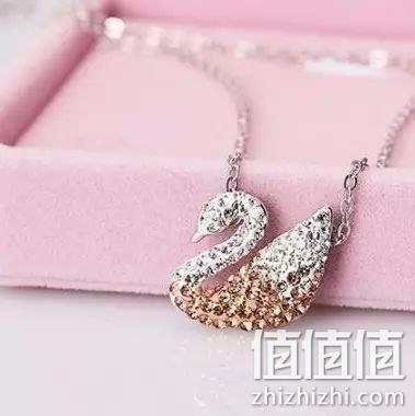 Swarovski 施华洛世奇 渐变色 小号 天鹅项链 双重优惠269元包邮包税（中亚528元） 值值值-买手聚集的地方
