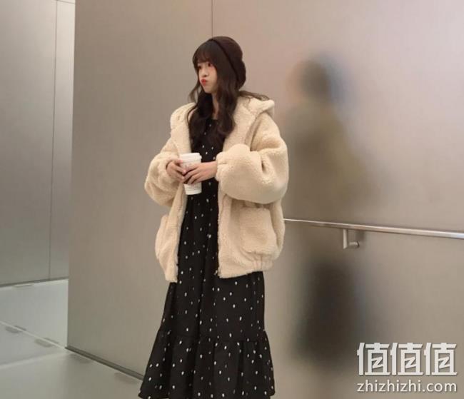 深度探讨：为什么我们要花很多钱 穿上大大的logo 给品牌打广告?   值值值-买手聚集的地方