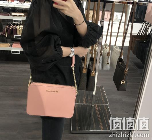 Michael Kors 迈克高仕 女士十字纹斜挎包 prime会员576.59元包邮包税（平日类似款700+元） 值值值-买手聚集的地方