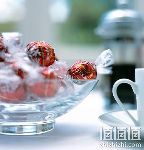 Lindt 瑞士莲 Lindor系列 牛奶巧克力球 1kg 约80颗 182.87元包邮 值值值-买手聚集的地方