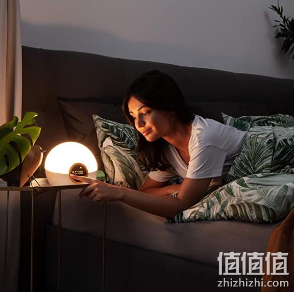 带日出和日落的唤醒灯闹钟：Lumie Bodyclock Rise 100 自然唤醒床头灯 新低429.78‬元包邮 值值值-买手聚集的地方