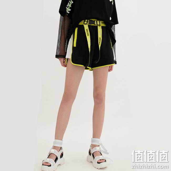 商场同款，微假两件，高腰显腿长：卡玛 女士 宽松休闲运动热裤短裤 券后15元包邮（吊牌价299元） 值值值-买手聚集的地方