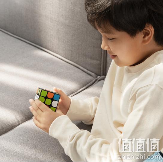 3日0点:3D动态图形教学、可30步还原,小米 玩具 智能魔方 89元 值值值-买手聚集的地方