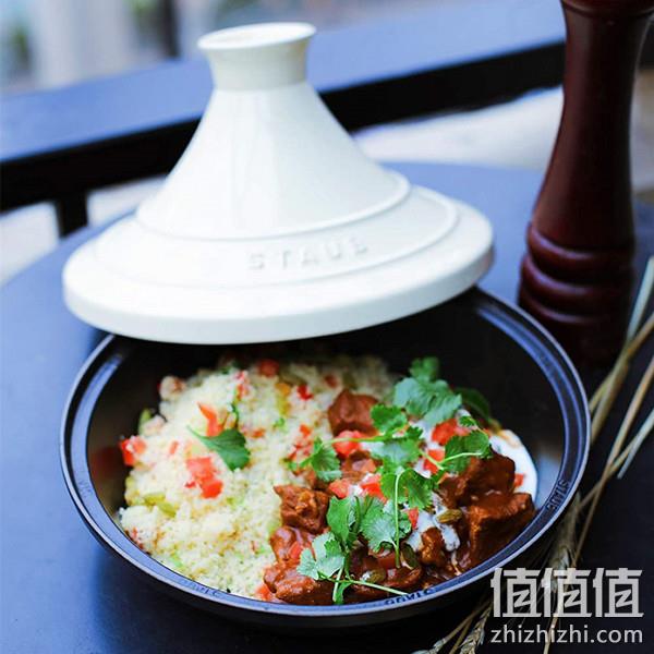 法国国宝级 Staub 珐宝 Tajine 珐琅铸铁塔吉锅 28cm 奶杏色 直邮含税到手780元 值值值-买手聚集的地方