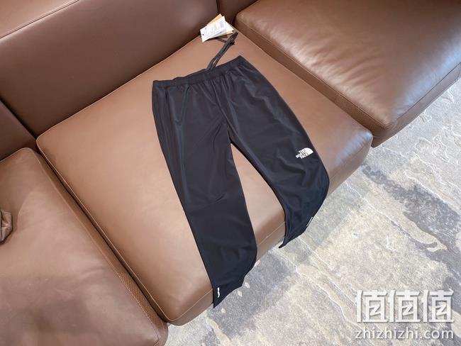 好货免费送 值值值直播 今晚 19点30不见不散！ 迪桑特、TNF、爱步、法鳄好价全都有！好吃好喝的统统白菜价！ 值值值-买手聚集的地方